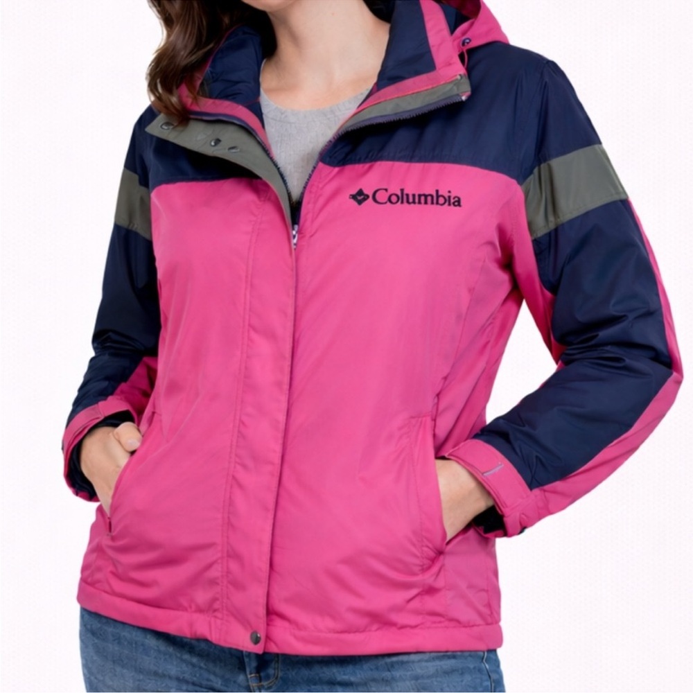 Columbia Women's Vibrant Pink and Navy Ski Jacket